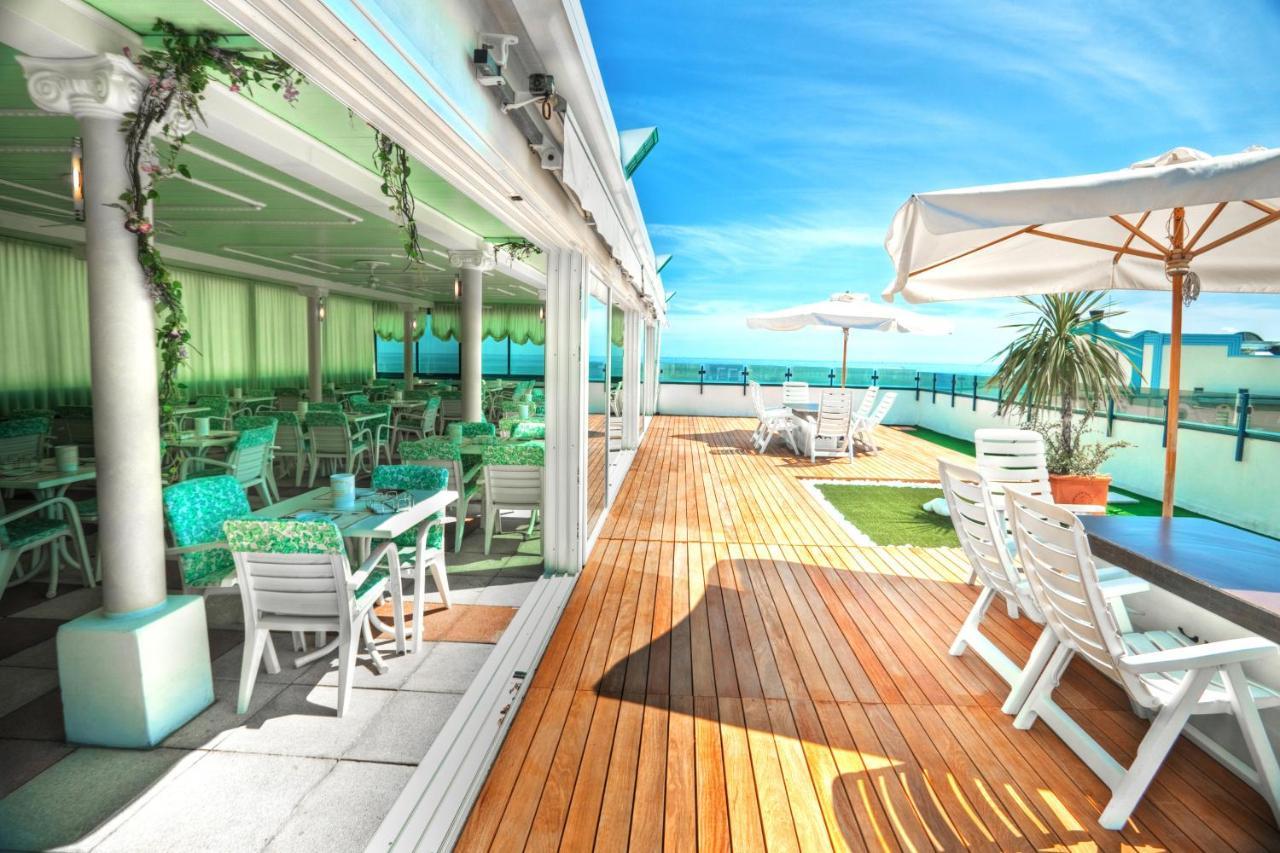 Hotel Nettuno Bellaria-Igea Marina Exterior foto